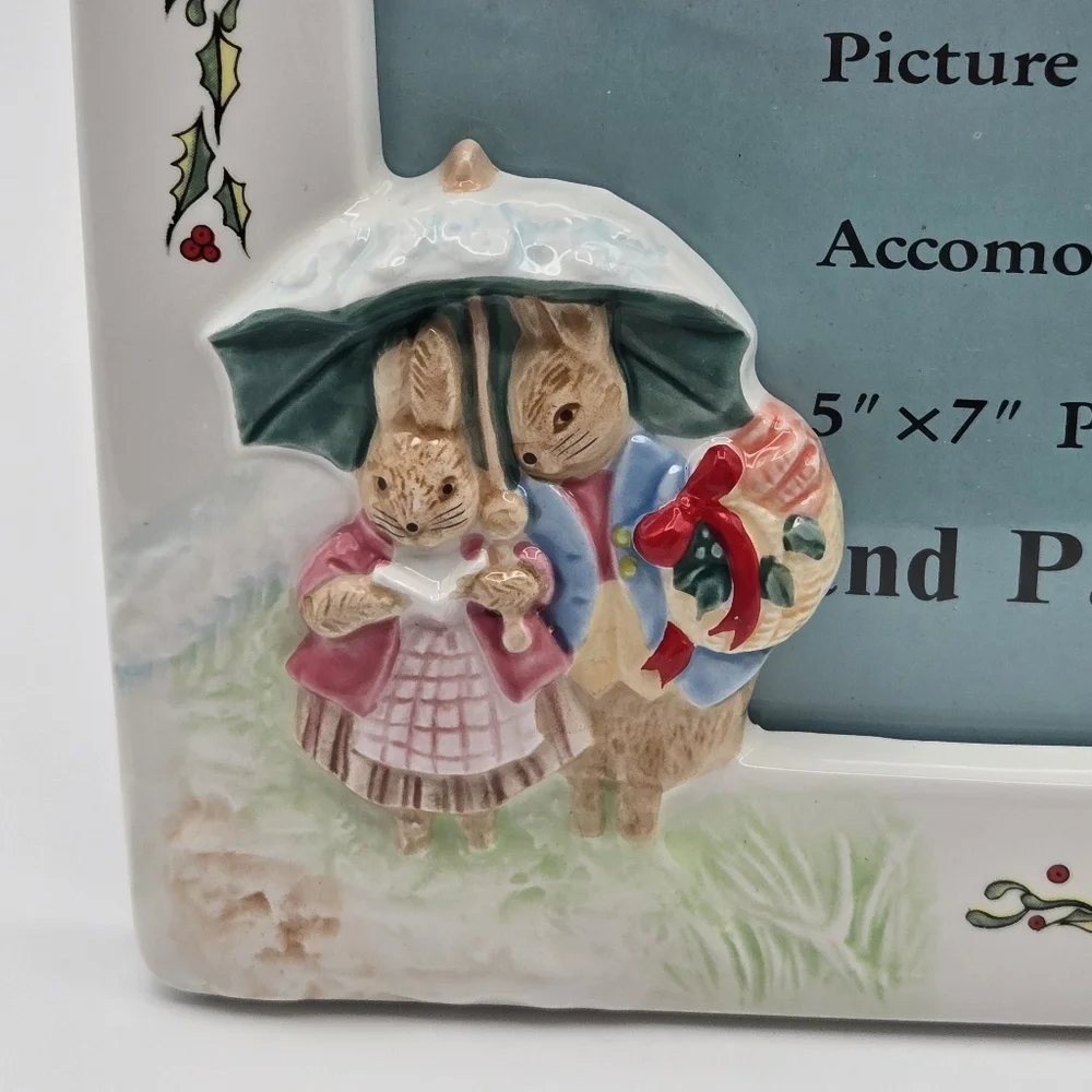 Vintage 1989 Schmid Beatrix Potter Christmas Collection Hand Painted Frame 5"x7" - Picture 3 of 15